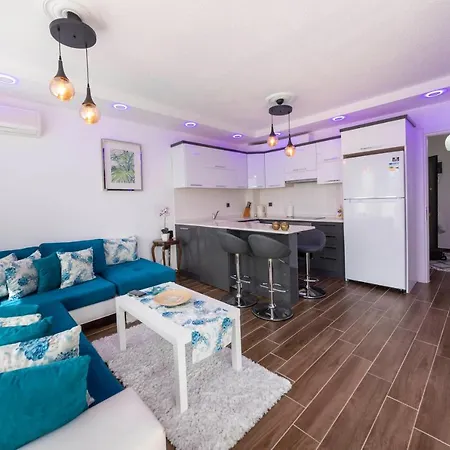 Invigorating Villa With Impressive Sea View In Yalikavak, Bodrum Appartamento